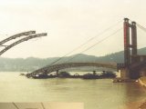 桂江三橋拱助提升、轉體安裝工程